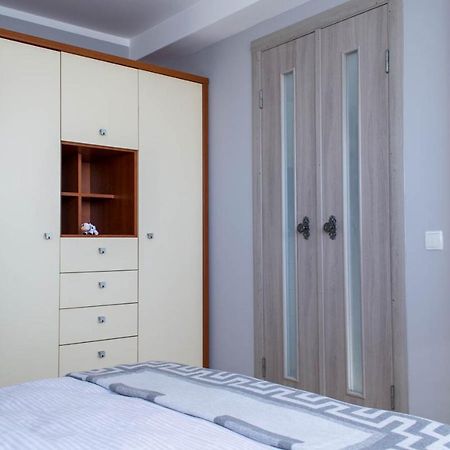 Cozy 2-Room Apartment On Zhvanetsky Boulevard Odessa Zewnętrze zdjęcie