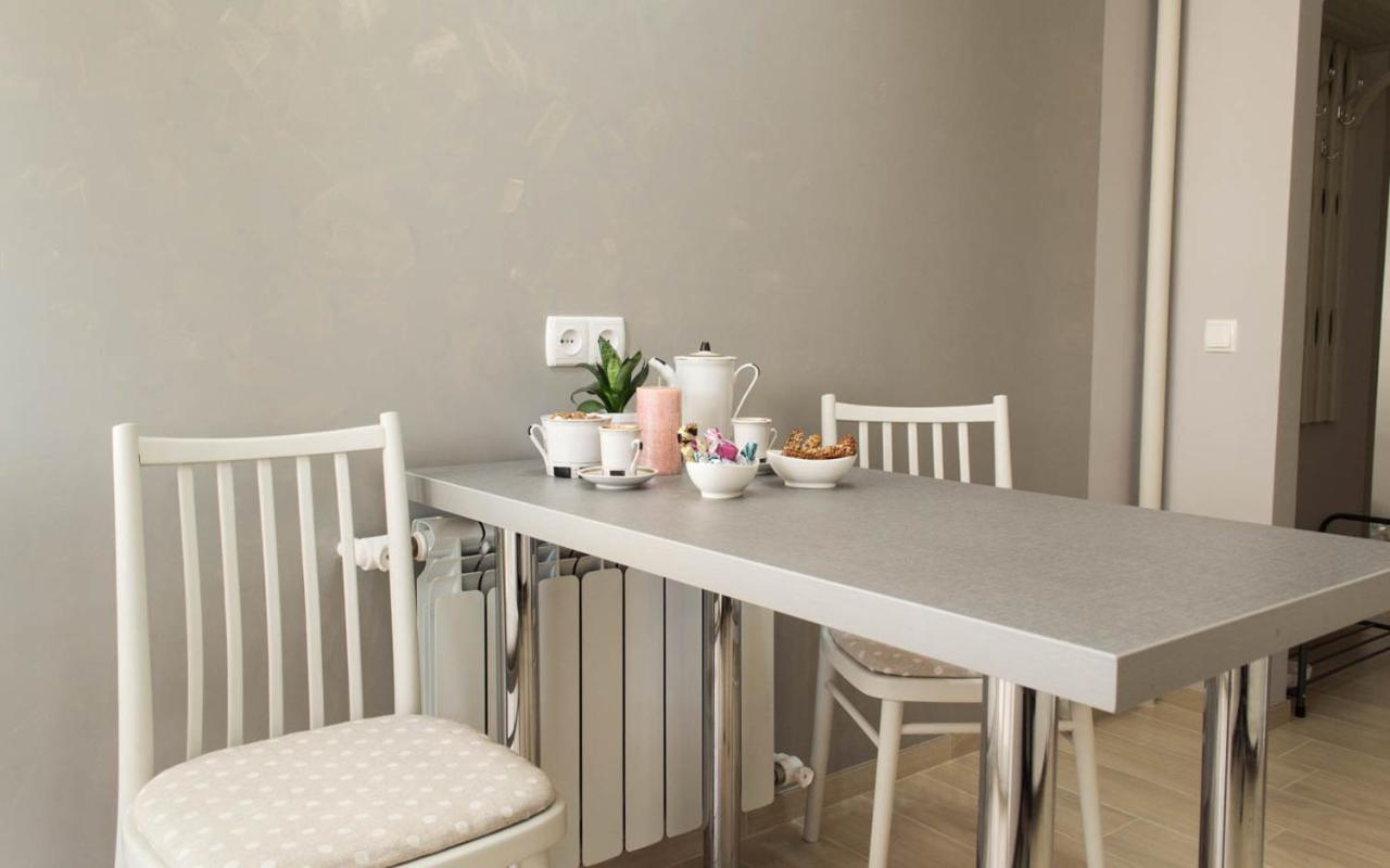 Cozy 2-Room Apartment On Zhvanetsky Boulevard Odessa Zewnętrze zdjęcie